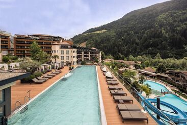هتل Quellenhof Luxury Resort Passeier