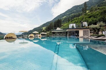 هتل Quellenhof Luxury Resort Passeier