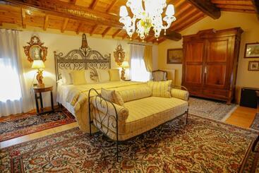 هتل Resort Casino Di Caccia
