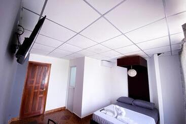 پانسیون Hostal Casa Blanca