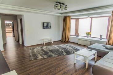 6 Apartments