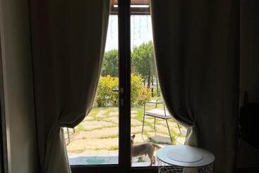 تختخواب و صبحانه Greenvalley Bnb