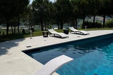 تختخواب و صبحانه Greenvalley Bnb