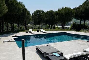 تختخواب و صبحانه Greenvalley Bnb