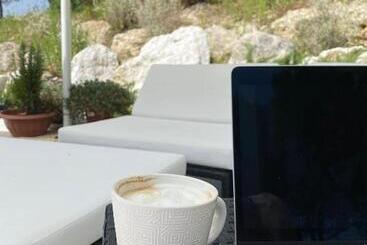 تختخواب و صبحانه Greenvalley Bnb