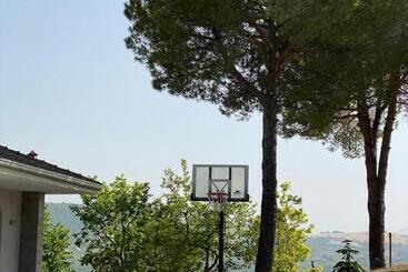 تختخواب و صبحانه Greenvalley Bnb