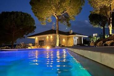 تختخواب و صبحانه Greenvalley Bnb