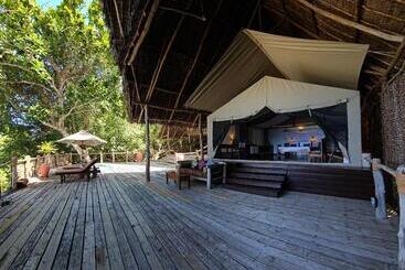 استراحتگاه Fundu Lagoon