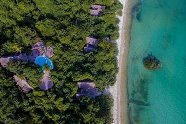 استراحتگاه Fundu Lagoon