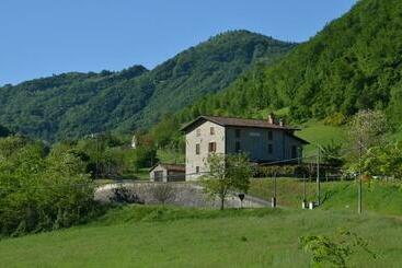 فندق Agriturismo Campo Rosso