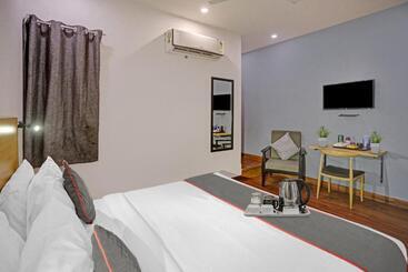 هتل Townhouse 587 Sec 19