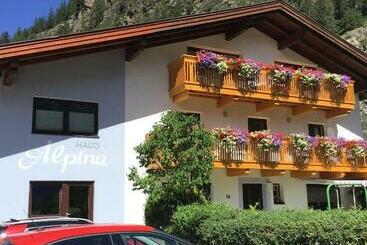 پانسیون Haus Alpina