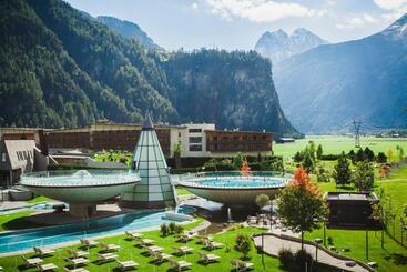 پانسیون Haus Alpina