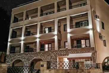 پانسیون Guest House Medin