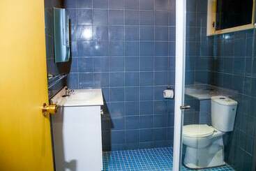 تختخواب و صبحانه Fema Lodge