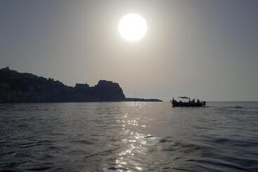 تختخواب و صبحانه Casa Vacanza Seaside