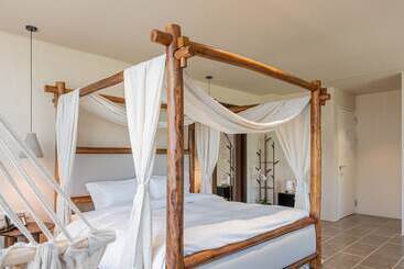 تختخواب و صبحانه Star Deco Resort