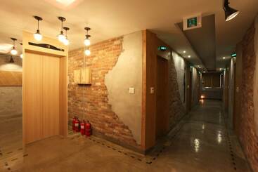 هتل Cheonan Wa