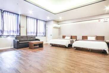 هتل Naju Grand