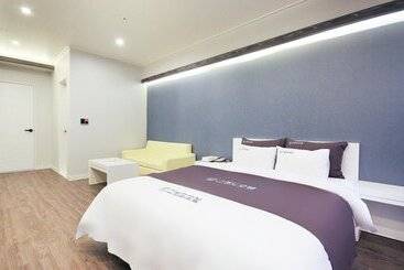 هتل Naju Grand