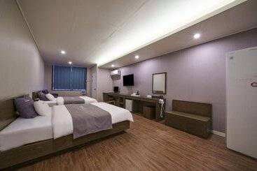 هتل Naju Grand