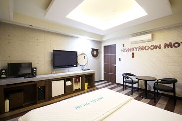 مُتل Daegu Dongseong Ro Honeymoon