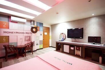 مُتل Daegu Dongseong Ro Honeymoon