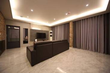 مُتل Mokpo Hotel Haru