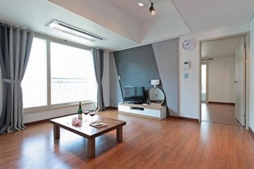پانسیون Pohang The 1 Resort