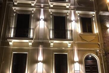 Al Castello Luxury B&b