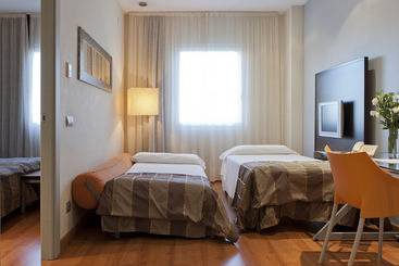 Apartamentos Vértice Sevilla Aljarafe - Bormujos