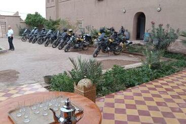 مسافرخانه Auberge Famille Benmoro