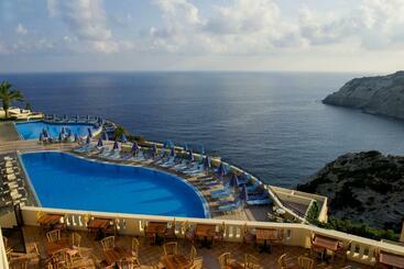 هتل Athina Palace Resort & Spa