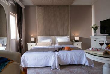 هتل Athina Palace Resort & Spa