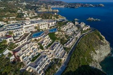 هتل Athina Palace Resort & Spa