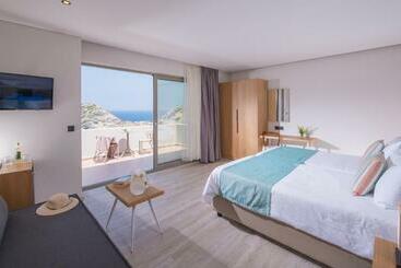 هتل Athina Palace Resort & Spa