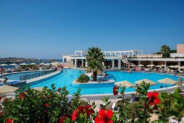 هتل Athina Palace Resort & Spa