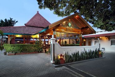 هتل Cakra Kusuma