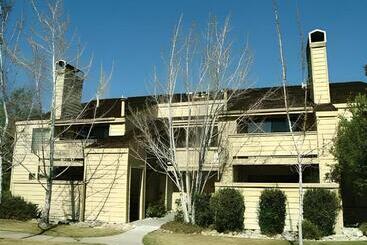 هتل Club Lakeridge Resort