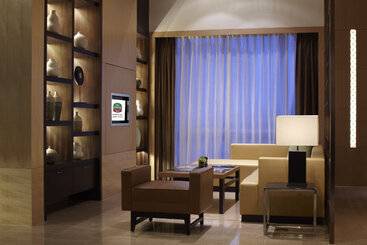 هتل Courtyard By Marriott Shanghai Central