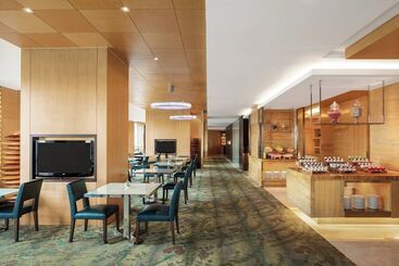هتل Courtyard By Marriott Shanghai Central