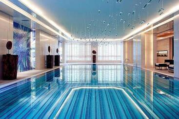 هتل Courtyard By Marriott Shanghai Central
