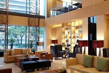 هتل Courtyard By Marriott Shanghai Central