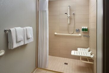 هتل Courtyard By Marriott Myrtle Beach Broadway