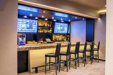 هتل Courtyard By Marriott San Luis Potosi