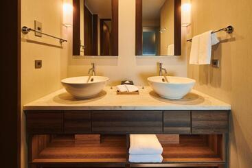 Cross Hotel Sapporo
