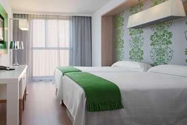 Doubletree By Hilton Hotel Girona - Gerona