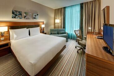 هتل Hilton Garden Inn Frankfurt Airport