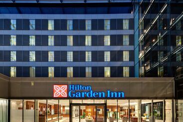 هتل Hilton Garden Inn Frankfurt Airport