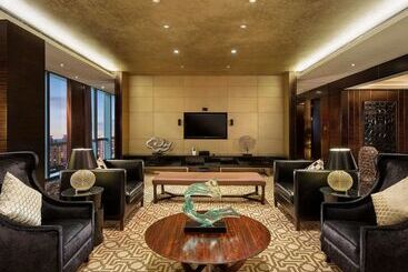 هتل Hilton Shenzhen Futian